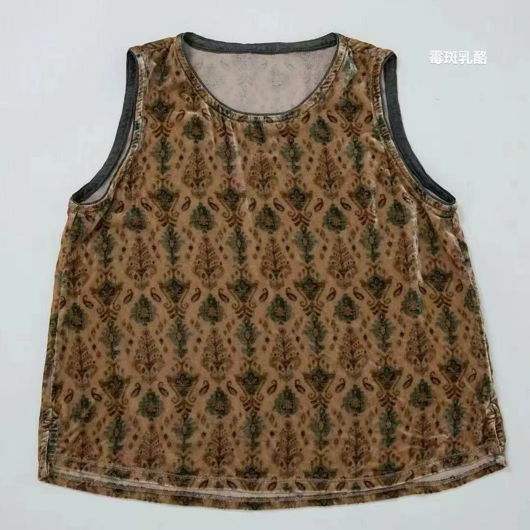 冬冬分享《垒土》142丝绒花背心