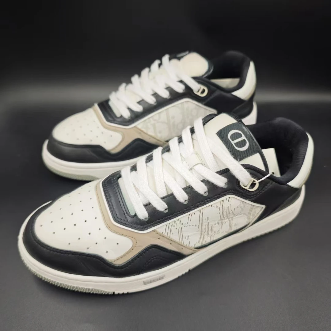 95新 DIOR/迪奥 黑白经典时尚B27休闲低帮板鞋41欧码 los510