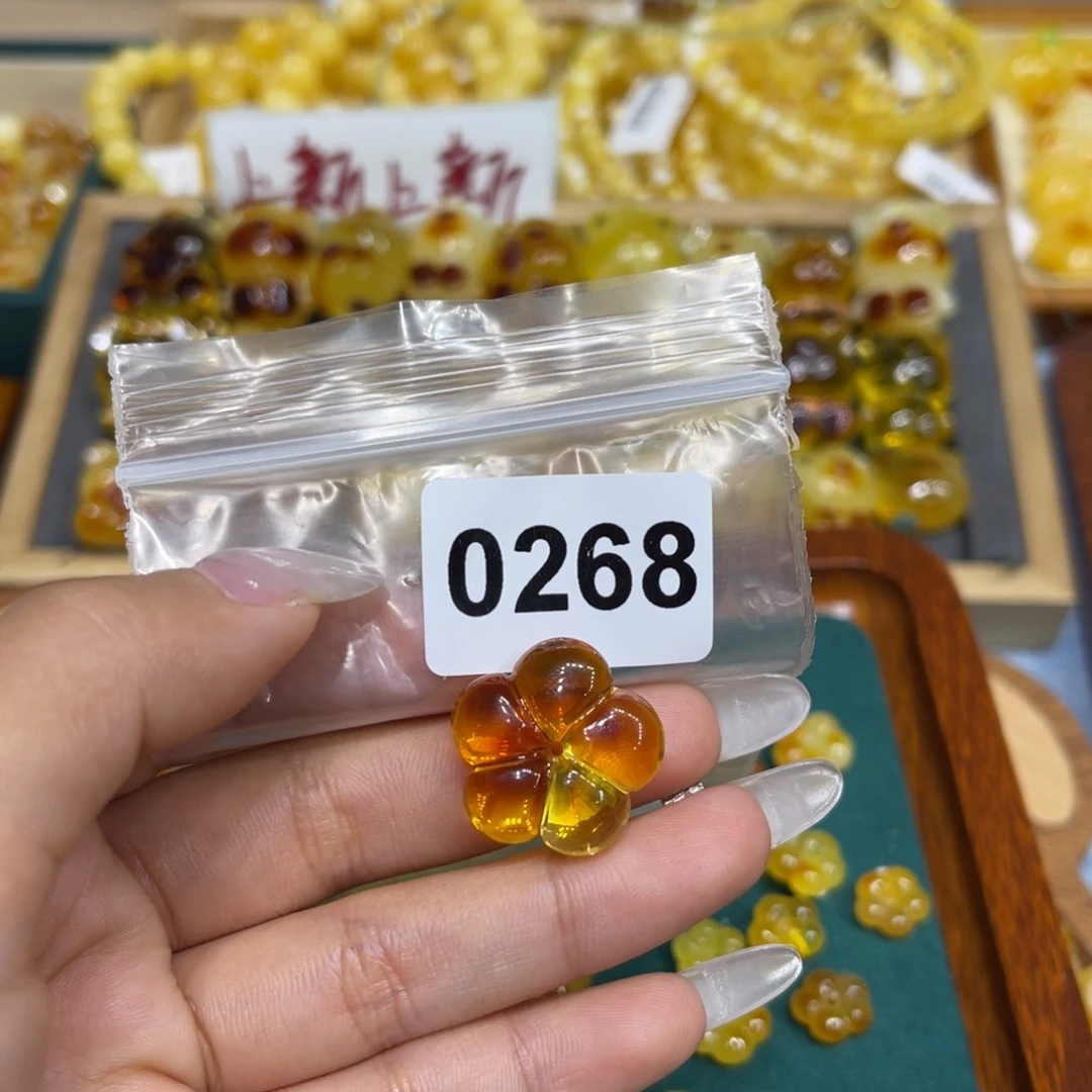 琥珀珠宝奇石未镶嵌胡**丝