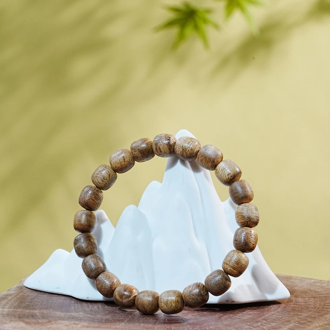 马来西亚瘤疤料桶珠单圈沉香手串 0.9*0.9cm 4.43g T251008058  F