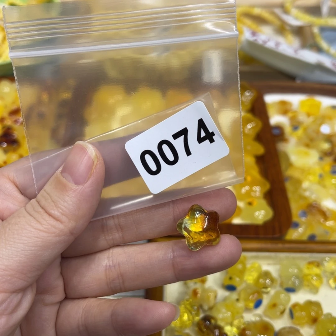 琥珀珠宝奇石未镶嵌