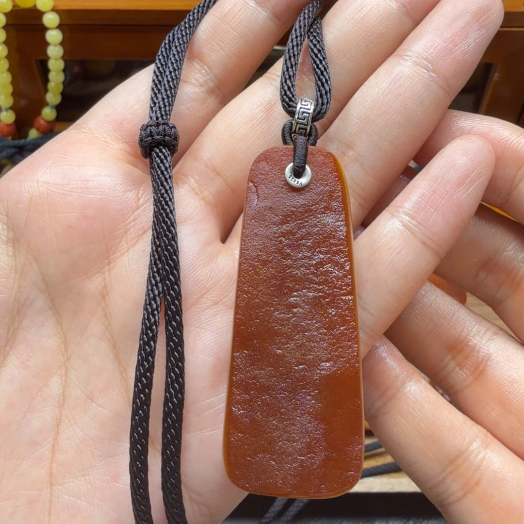 未镶嵌吊坠(赠链)琥珀