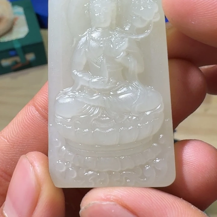未镶嵌和田玉（糖玉）车挂