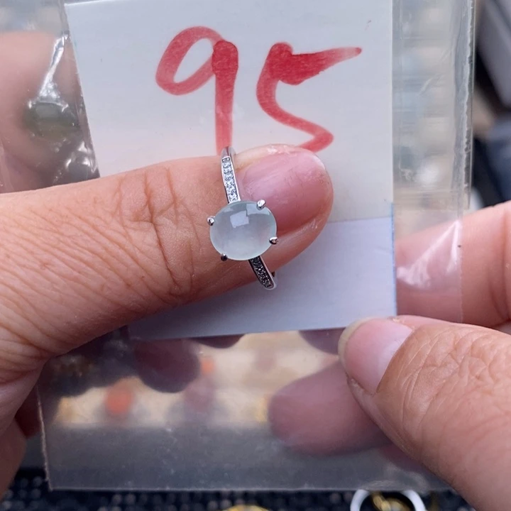 未镶嵌戒指翡翠缅甸