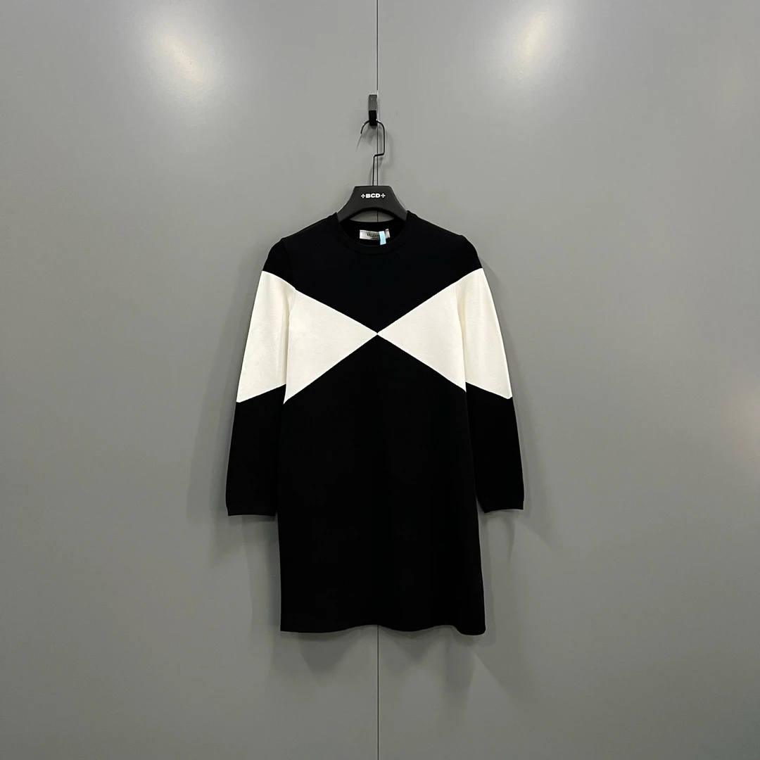 95新 Valentino/华伦天奴 ab1223 207947 拼色连衣裙 M码