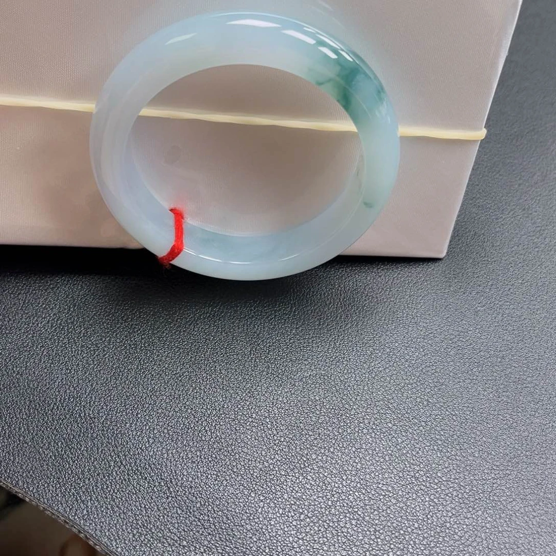 翡翠未镶嵌手镯手镯