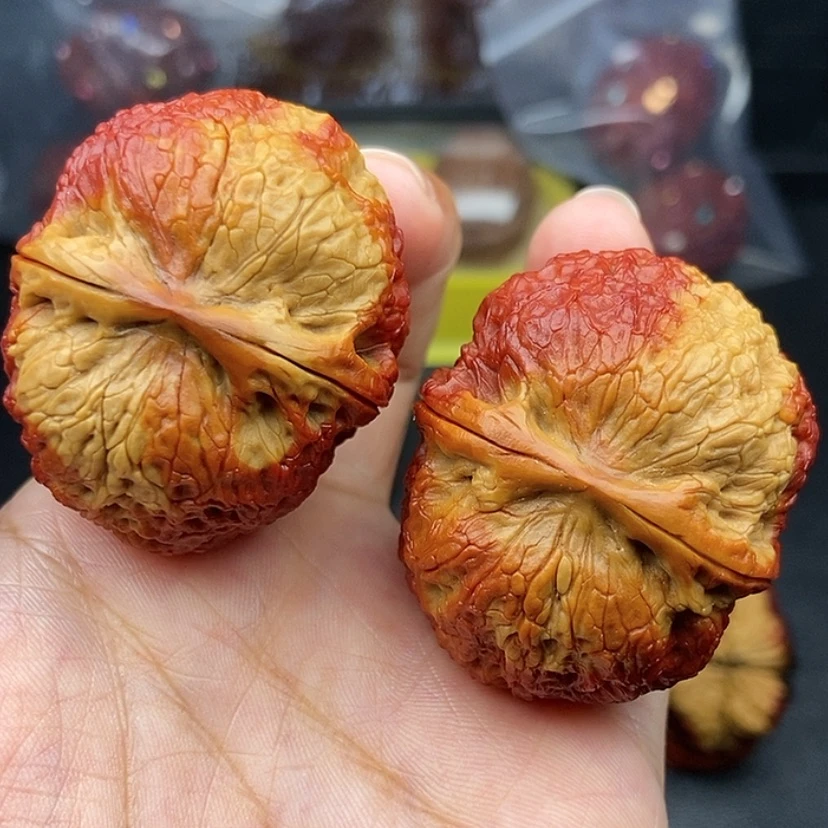 【闪购商品】把件文玩核桃44尺牡丹绣球62克