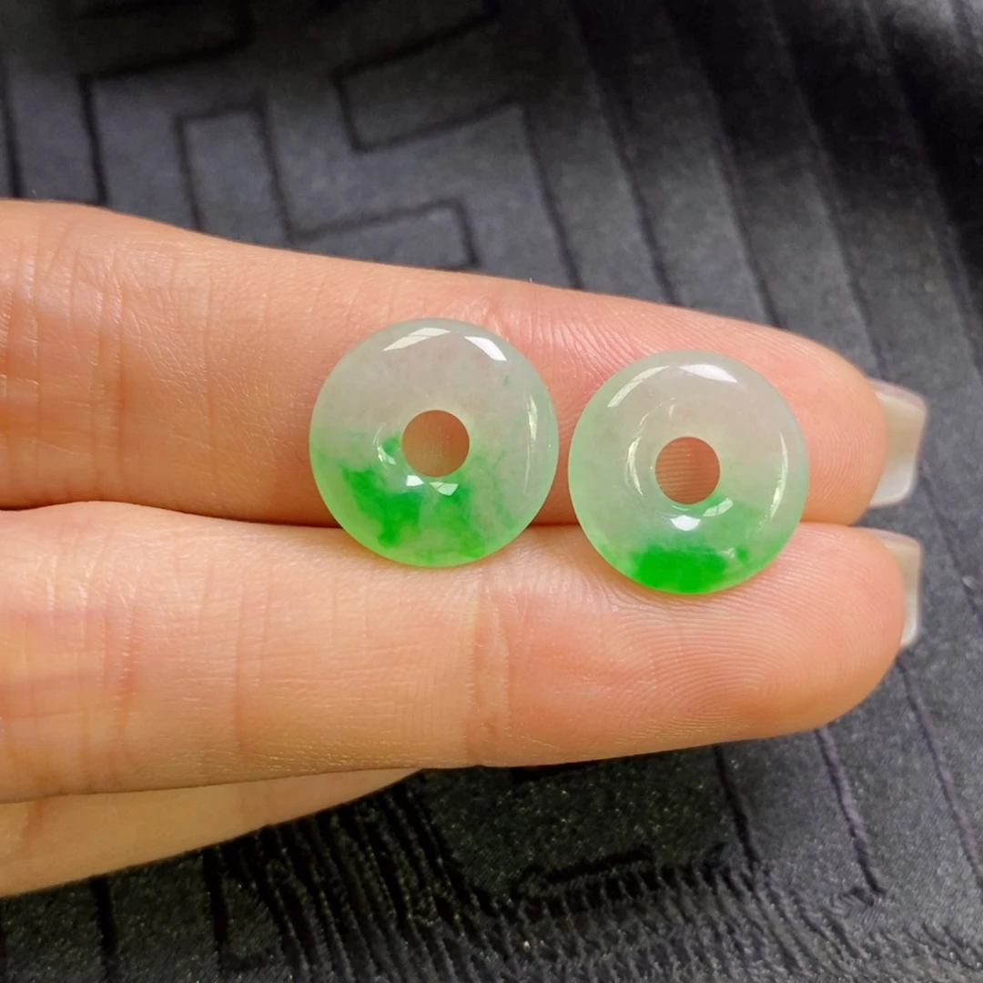 翡翠未镶嵌耳饰飘阳绿色花甜甜圈