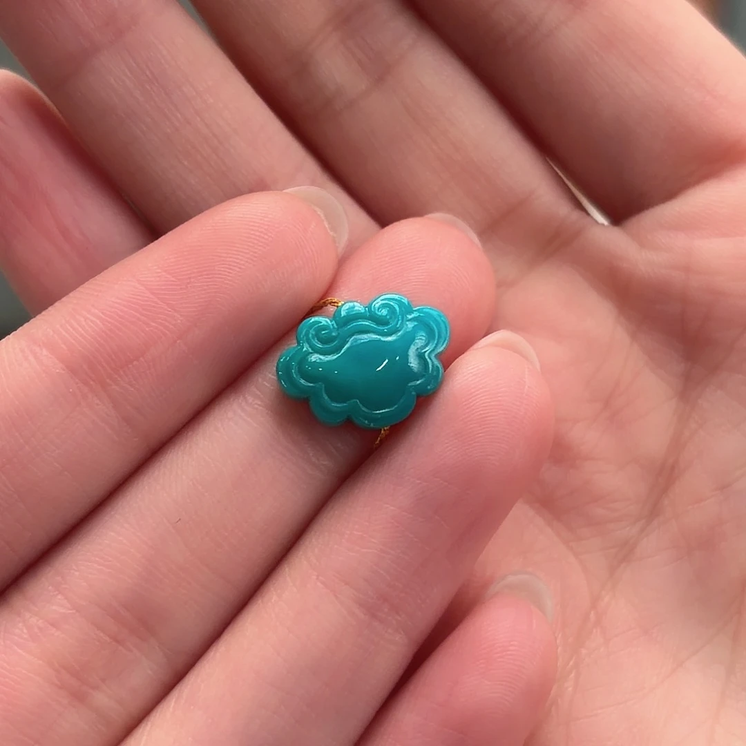 绿松石未镶嵌颈饰