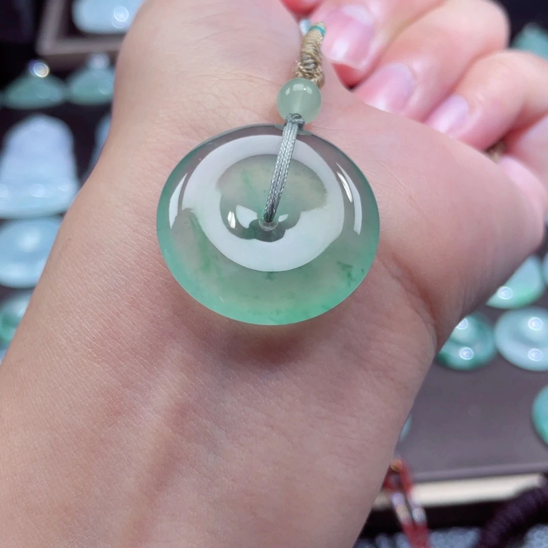 颈饰未镶嵌翡翠扣子