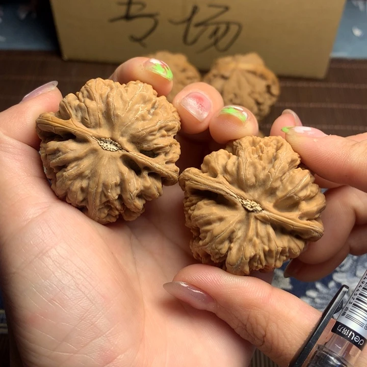 吊坠文玩核桃陳粗筋
