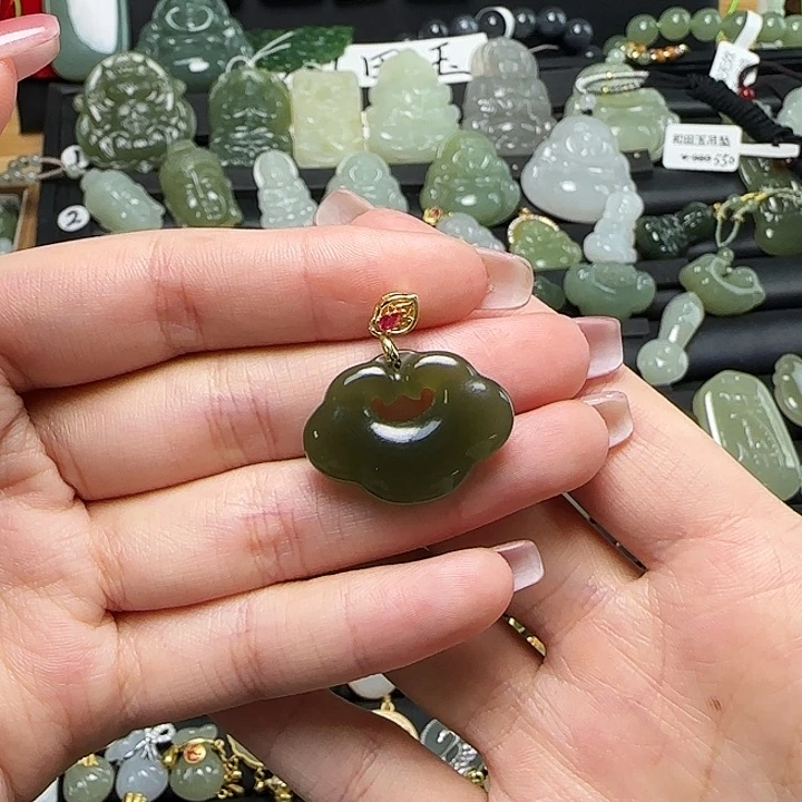 颈饰银S925镶嵌和田玉