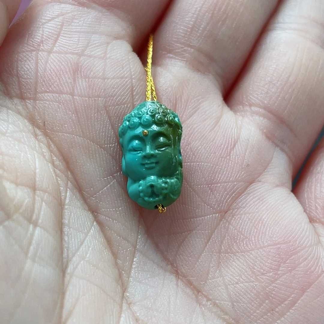 绿松石颈饰未镶嵌