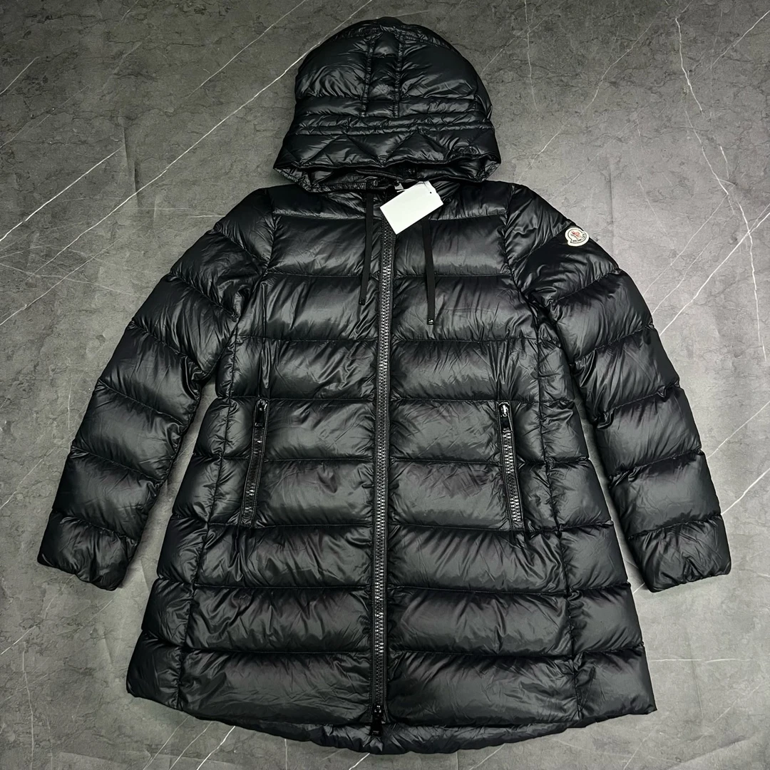 99新 蒙口 Moncler 2码 黑色亮面大衣羽绒服