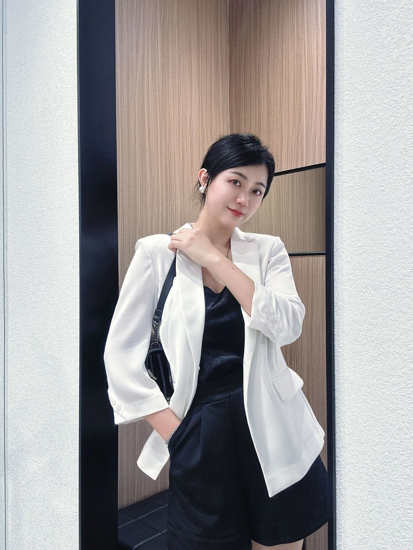 撤柜商品不退换（介意勿拍）简约百搭款七分袖白西装445141