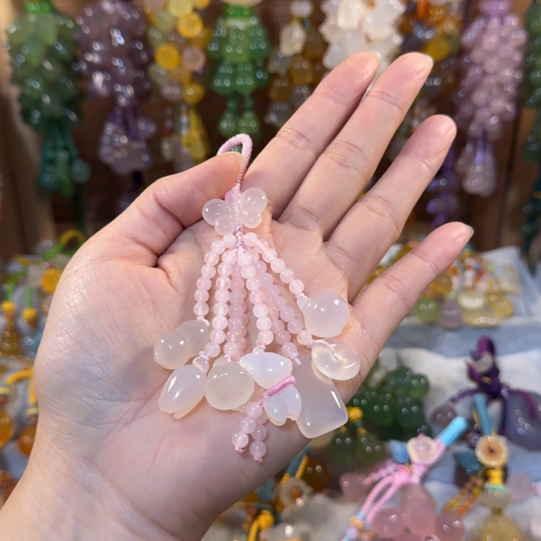 希***然玛瑙/玉髓未镶嵌钥匙挂件