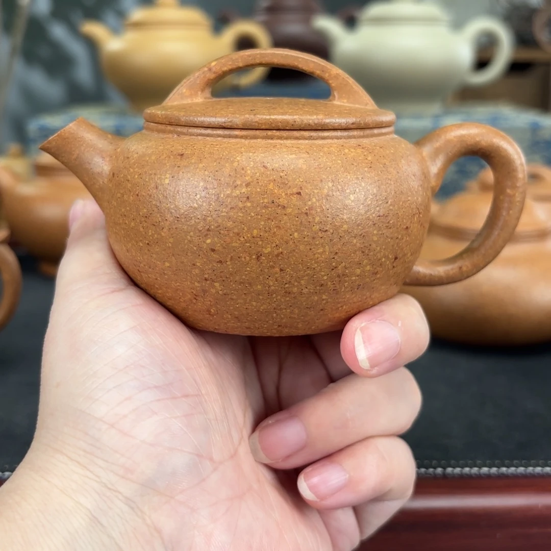 紫砂茶壶梨皮黄段玉瓦170