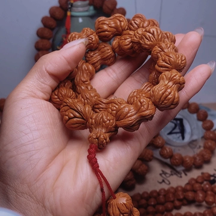 江***司桃核吊坠龙纹桃核