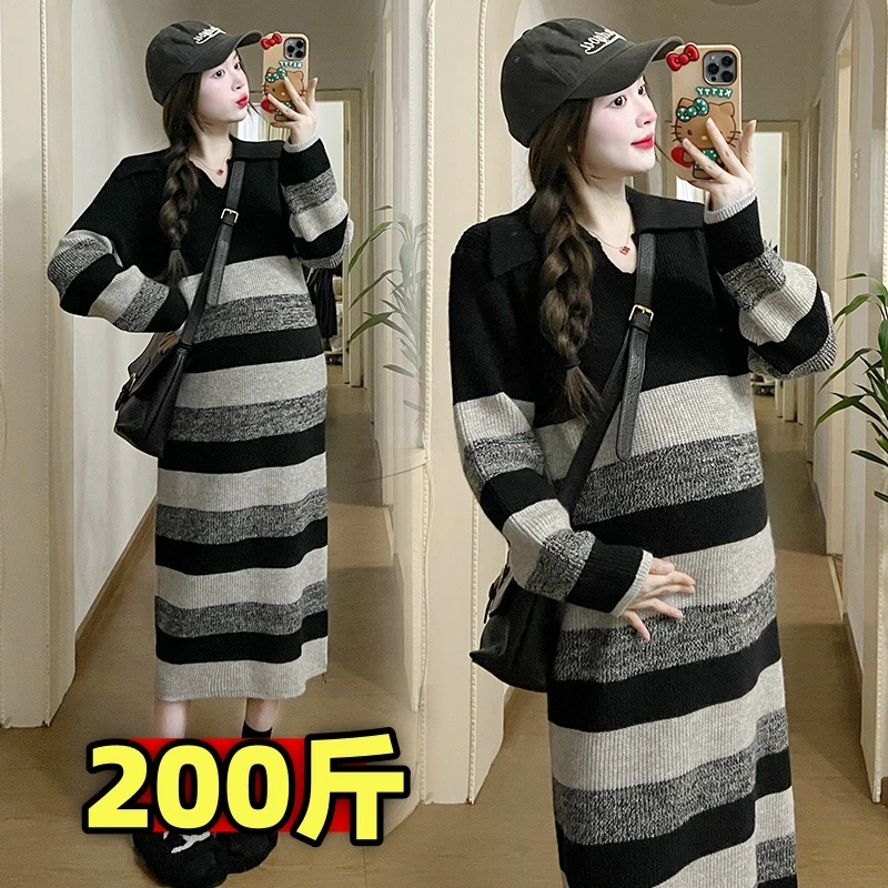 大码孕妇长袖针织连衣裙秋冬季时髦条纹翻领毛衣裙遮肚显瘦200斤