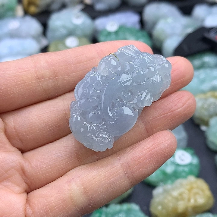 翡翠未镶嵌颈饰天然缅甸A货翡翠貔貅吊坠