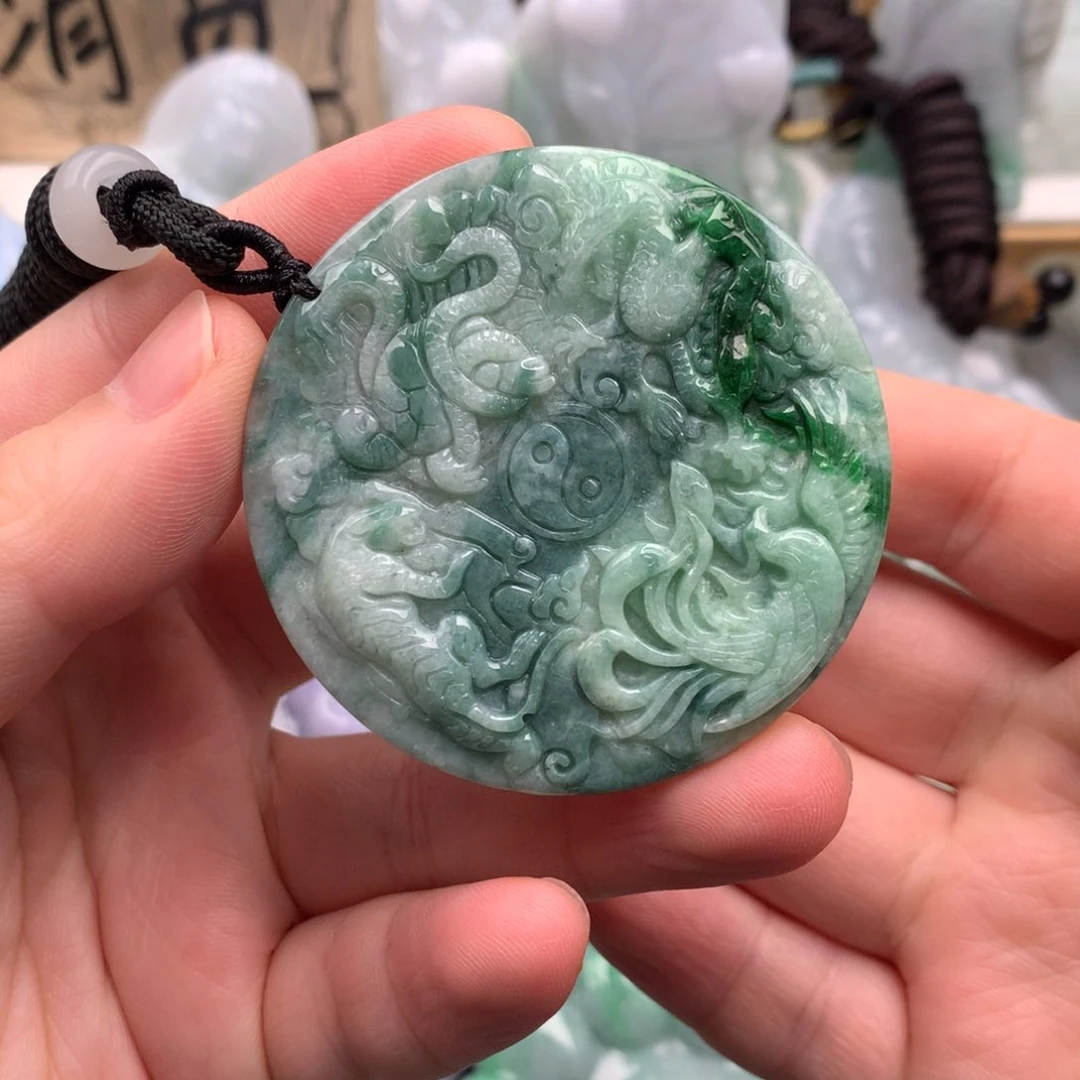 吊坠(不含链)未镶嵌翡翠