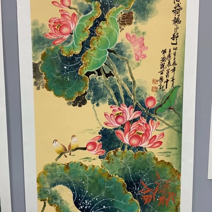 手绘作品等多种形式进行
