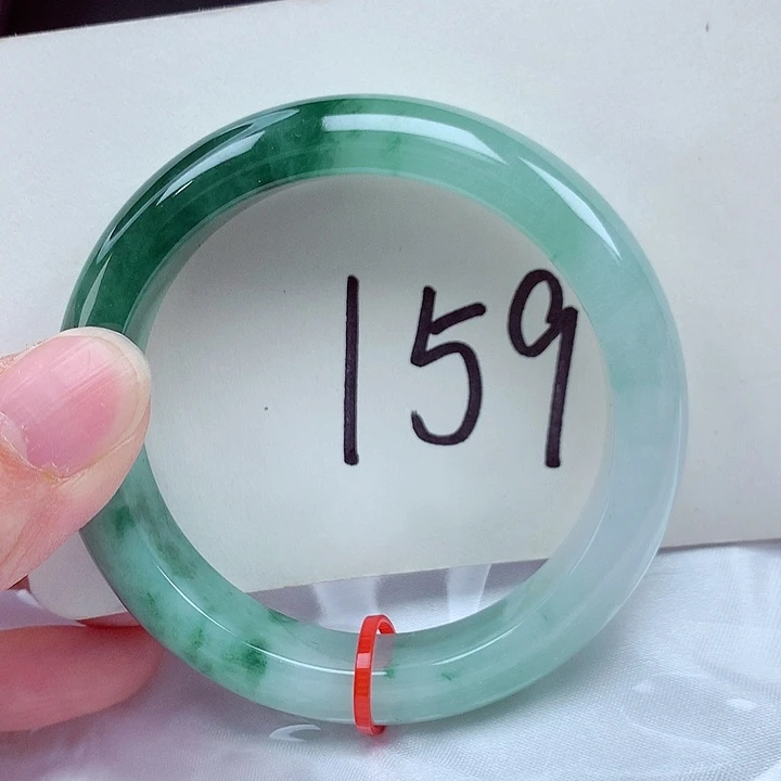 翡翠未镶嵌手镯翡翠