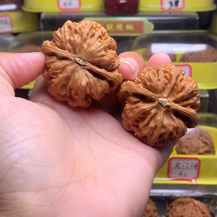 把件文玩核桃?****?大粗筋
