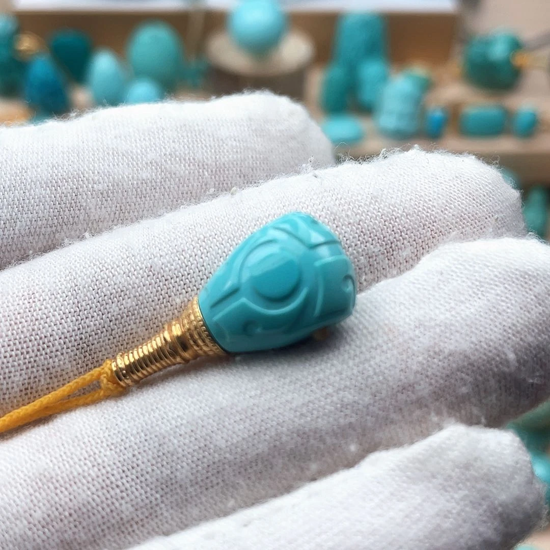 未镶嵌绿松石珠宝奇石