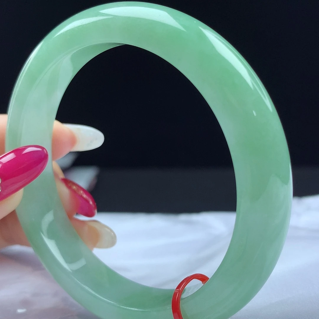 未镶嵌手镯翡翠96635，