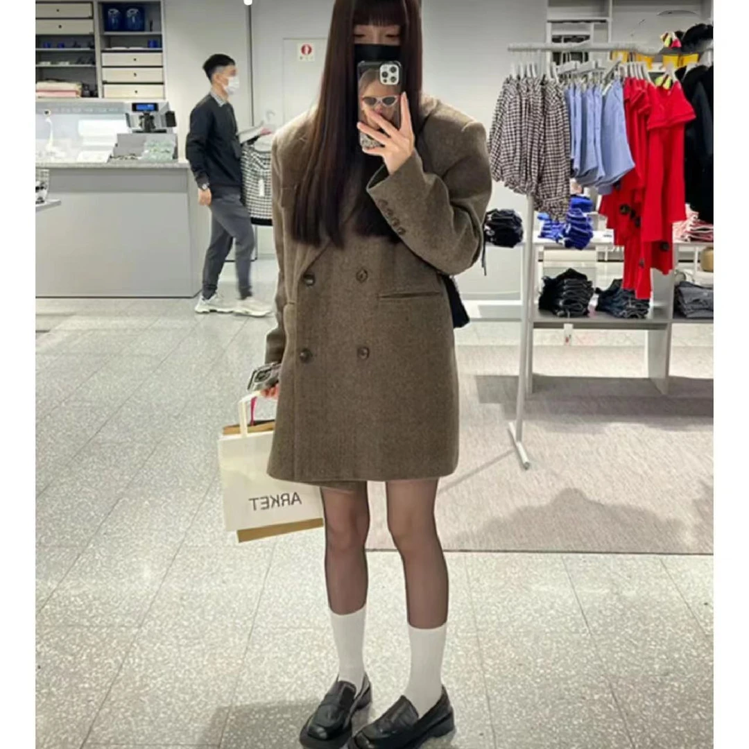 徐秋阳 顶楼女孩 时尚简约百搭舒适设计款夹棉外套X6816
