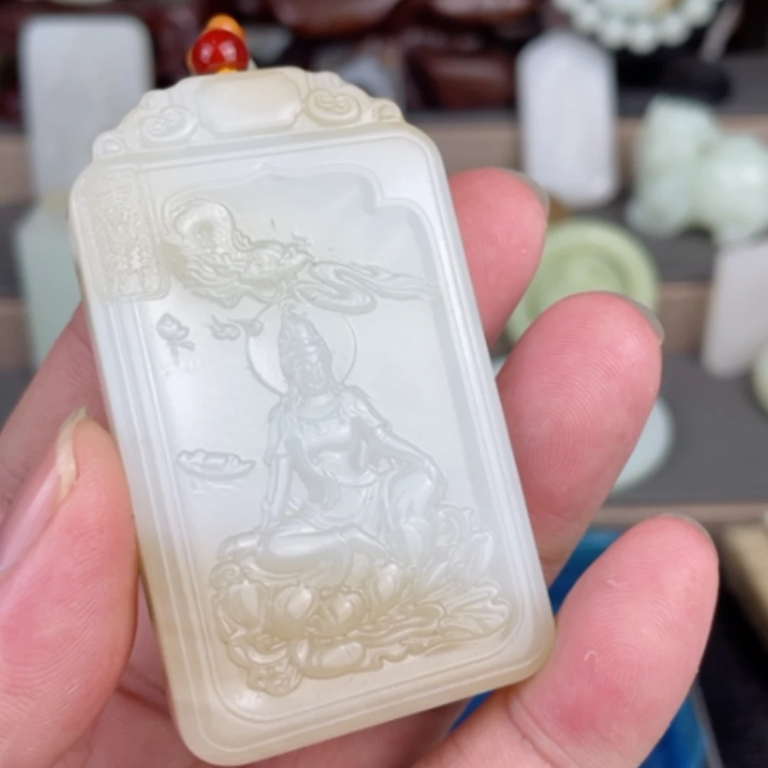 【闪购商品】颈饰未镶嵌和田玉