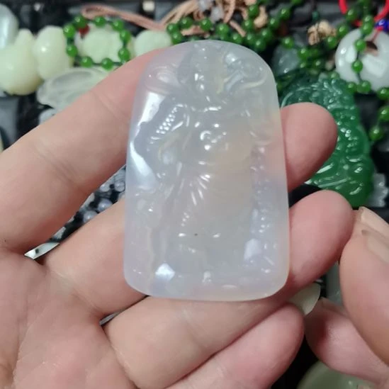 用***6未镶嵌颈饰玛瑙/玉髓