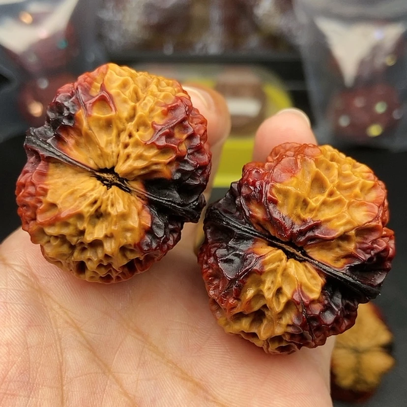 【闪购商品】把件文玩核桃40尺铁绣球51.5克