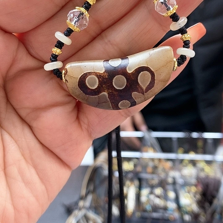 玛瑙/玉髓颈饰合金