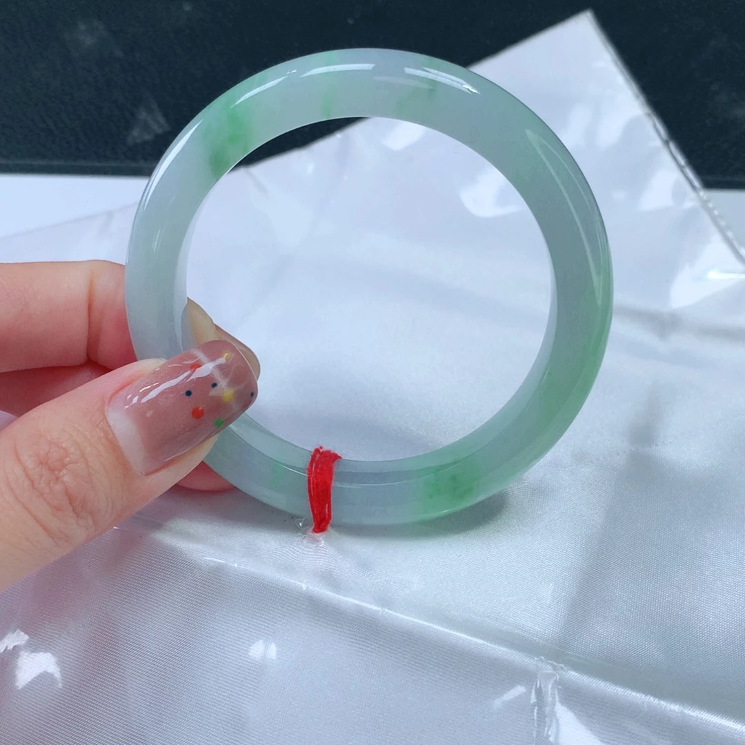 未镶嵌手镯翡翠010