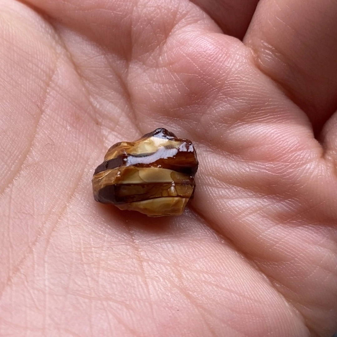 定制琥珀未镶嵌蜜蜡