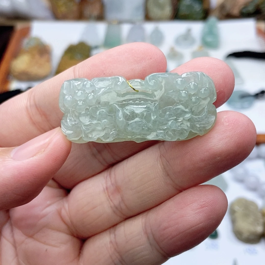 翡翠未镶嵌颈饰平安锁  天然缅甸ａ货翡翠