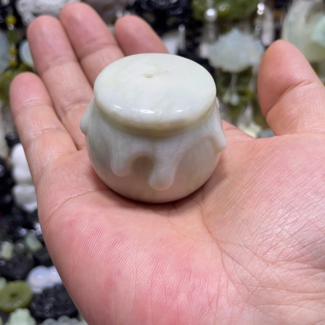 【闪购商品】岫玉颈饰未镶嵌哎***?87手把