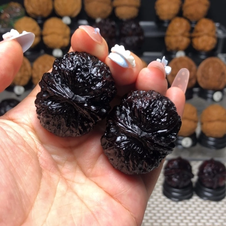 橄榄核吊坠2玲珑绣球