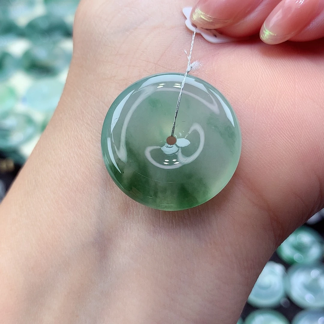 翡翠未镶嵌颈饰编号36尺寸24.8-5.7