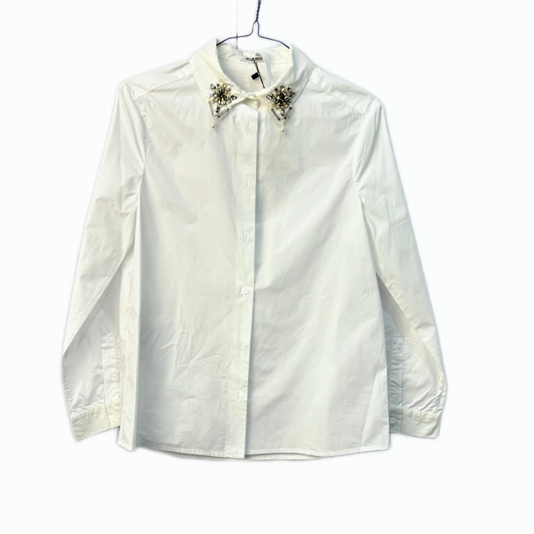 99新 MIU MIU/缪缪 02223 领口亮钻重工衬衣 38码