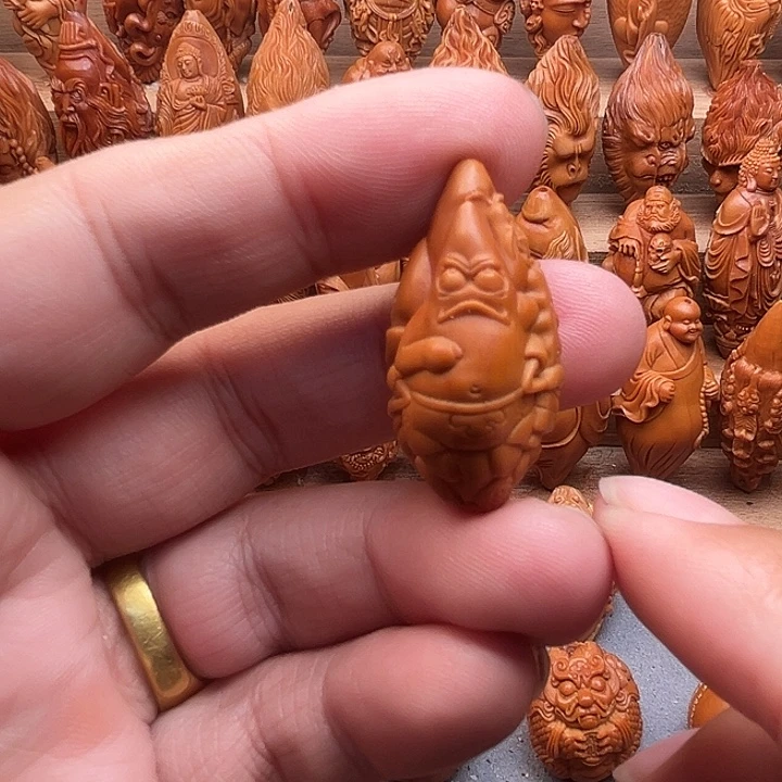 橄榄核吊坠18尺寸的