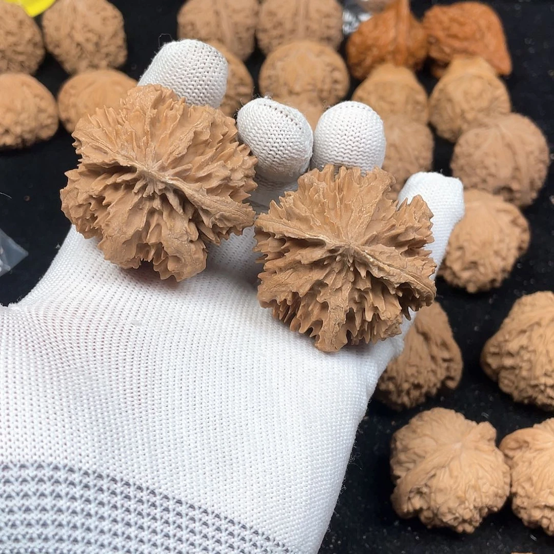 文玩核桃把件秦岭灯笼