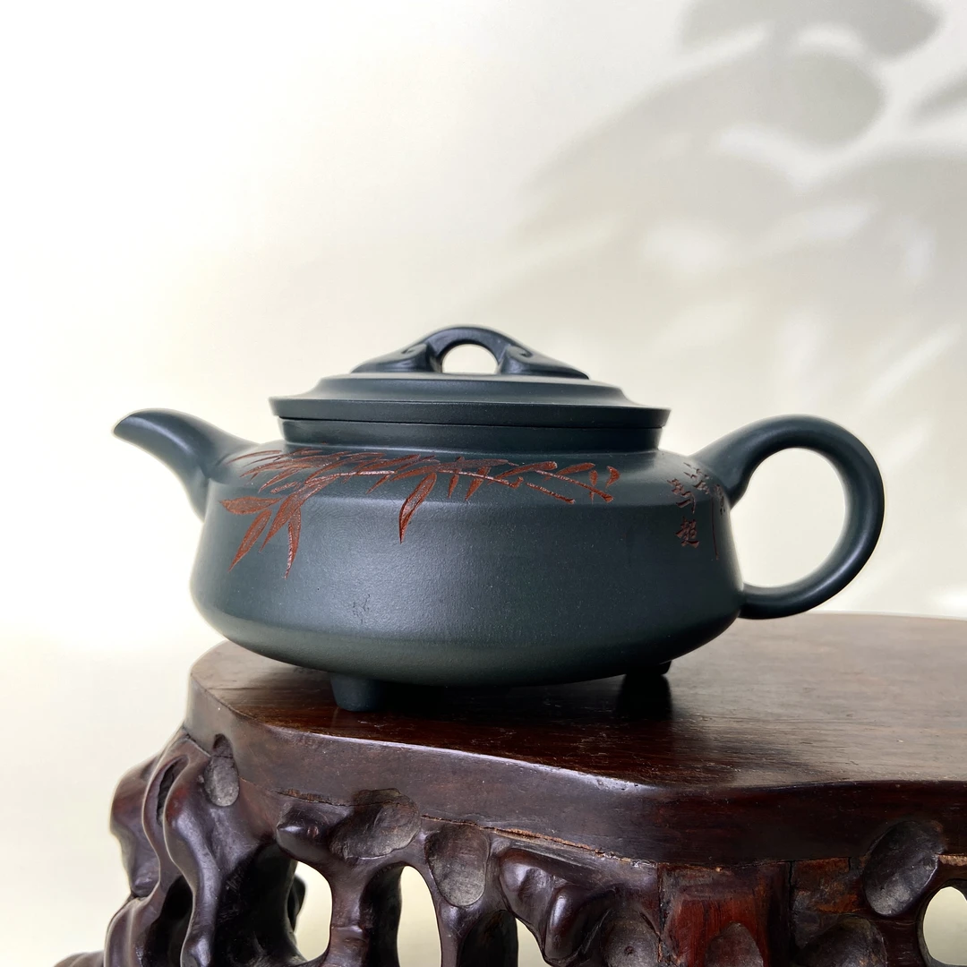 宜兴手工紫砂陶 （方琴华）茶壶GS4158-1