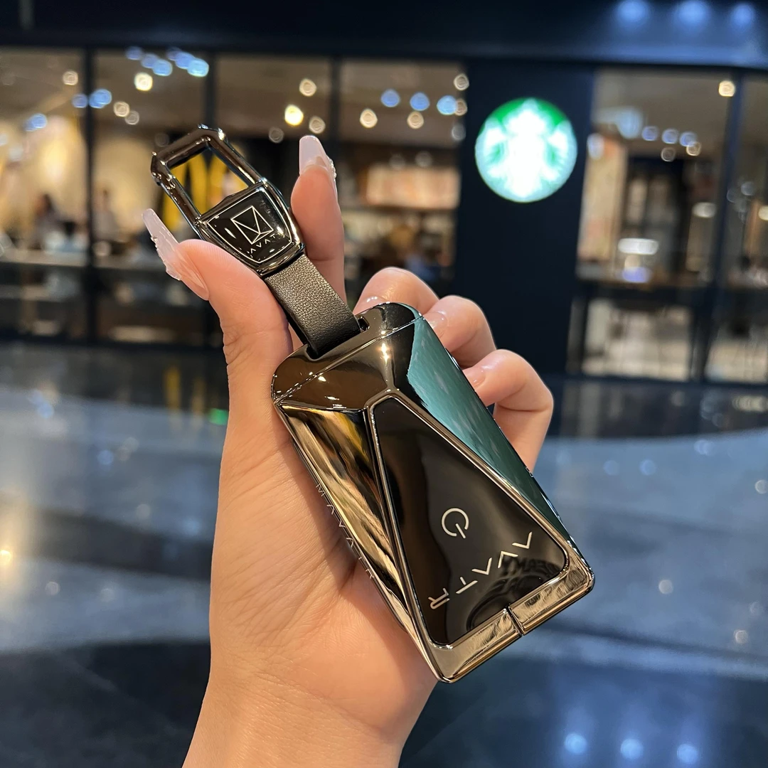 阿维塔07专用钥匙套24款汽车阿维塔遥控器包金属皮革高档壳全包扣