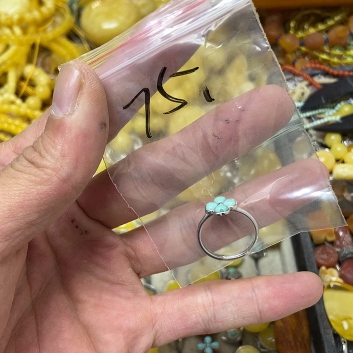 蜜蜡银S925镶嵌裸石戒指