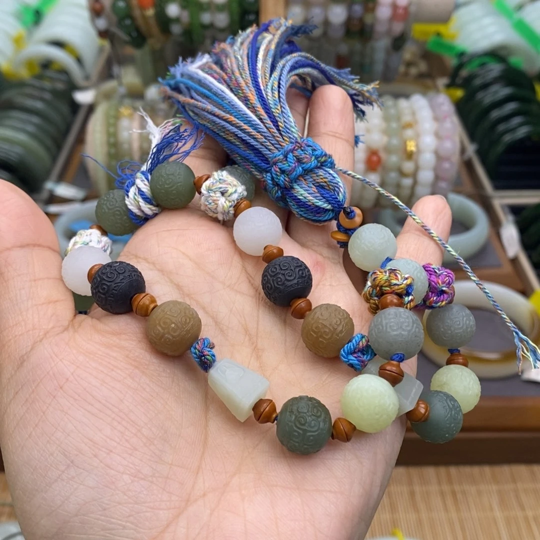 未镶嵌手链和田玉福利