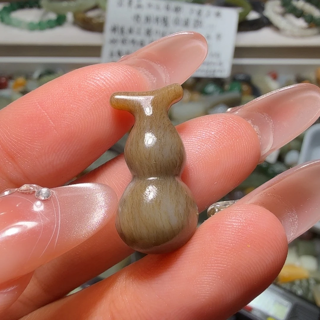 倍***镜和田玉未镶嵌珠宝奇石