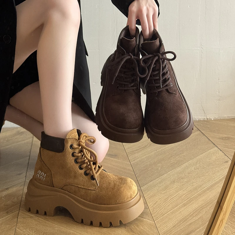 复古大黄靴飘带马丁靴女2025新款磨砂厚底松糕系带百搭短靴机车靴